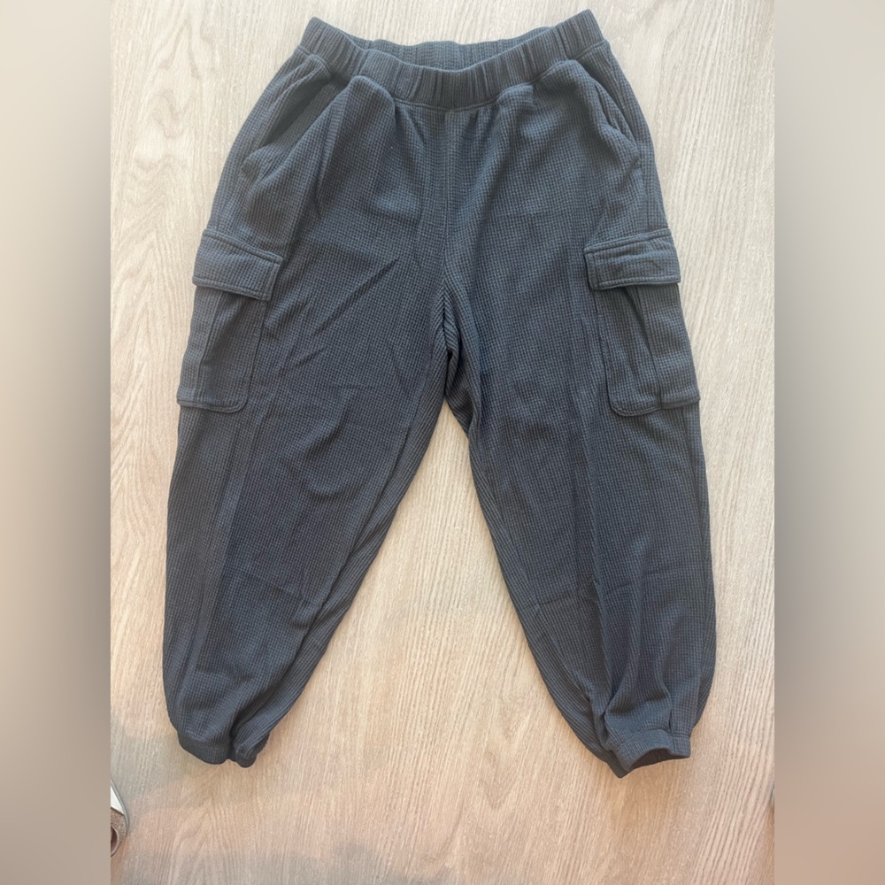 Aerie cargo sweatpants